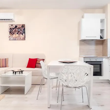 شقة ат - Pool View *