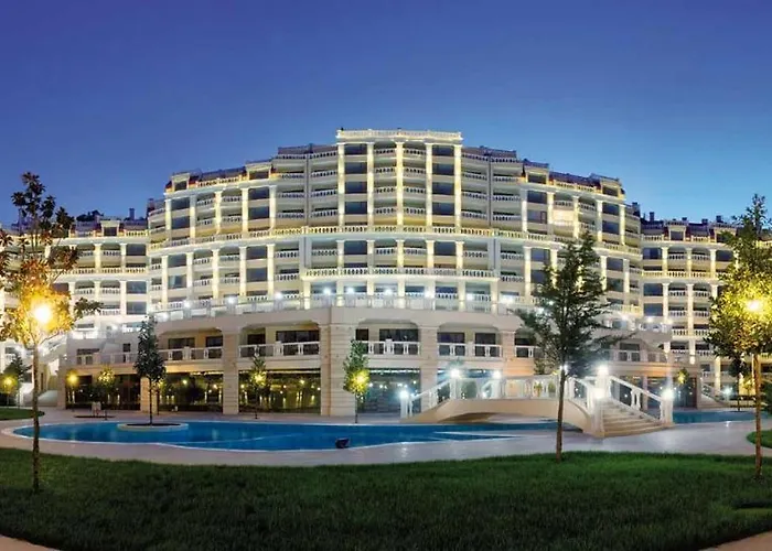 아파트 ат - Pool View 바르나